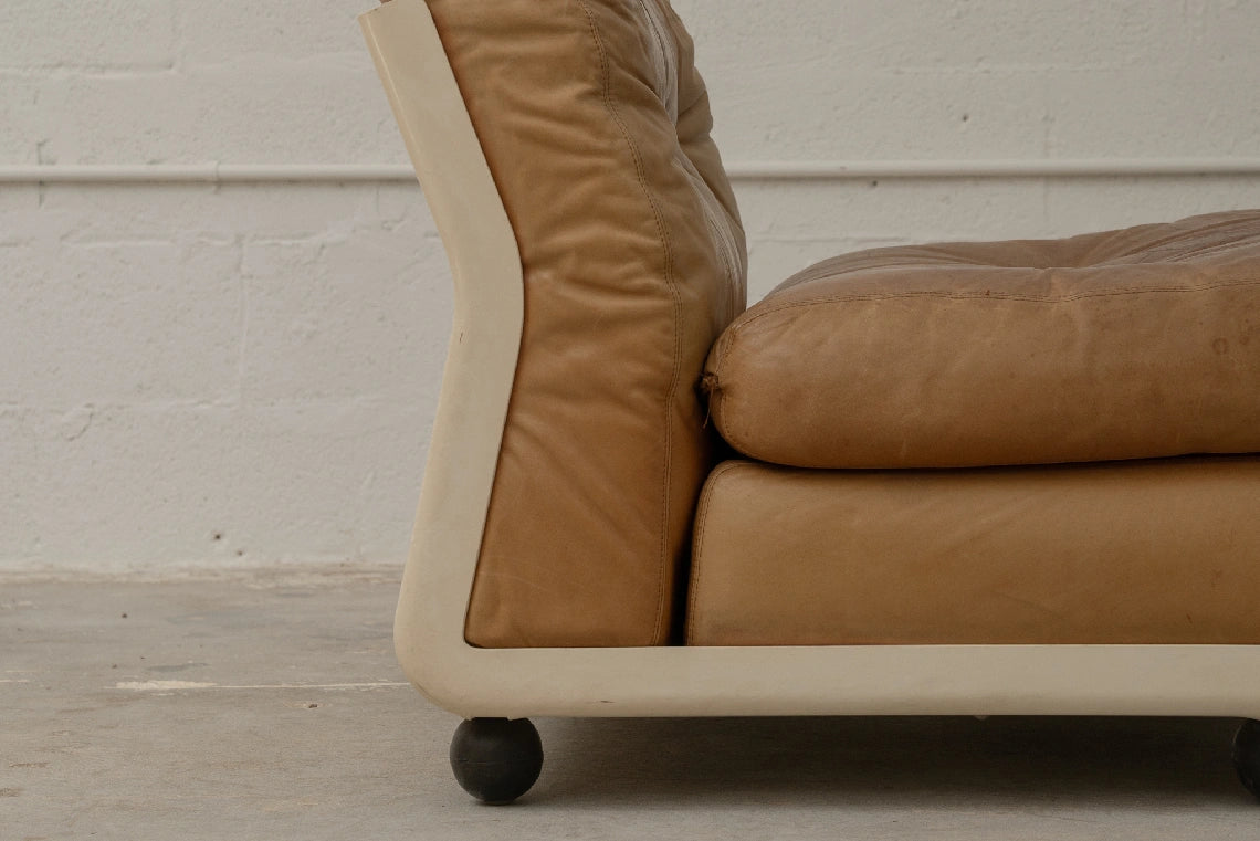 PAIR OF AMANTA LOUNGE CHAIRS