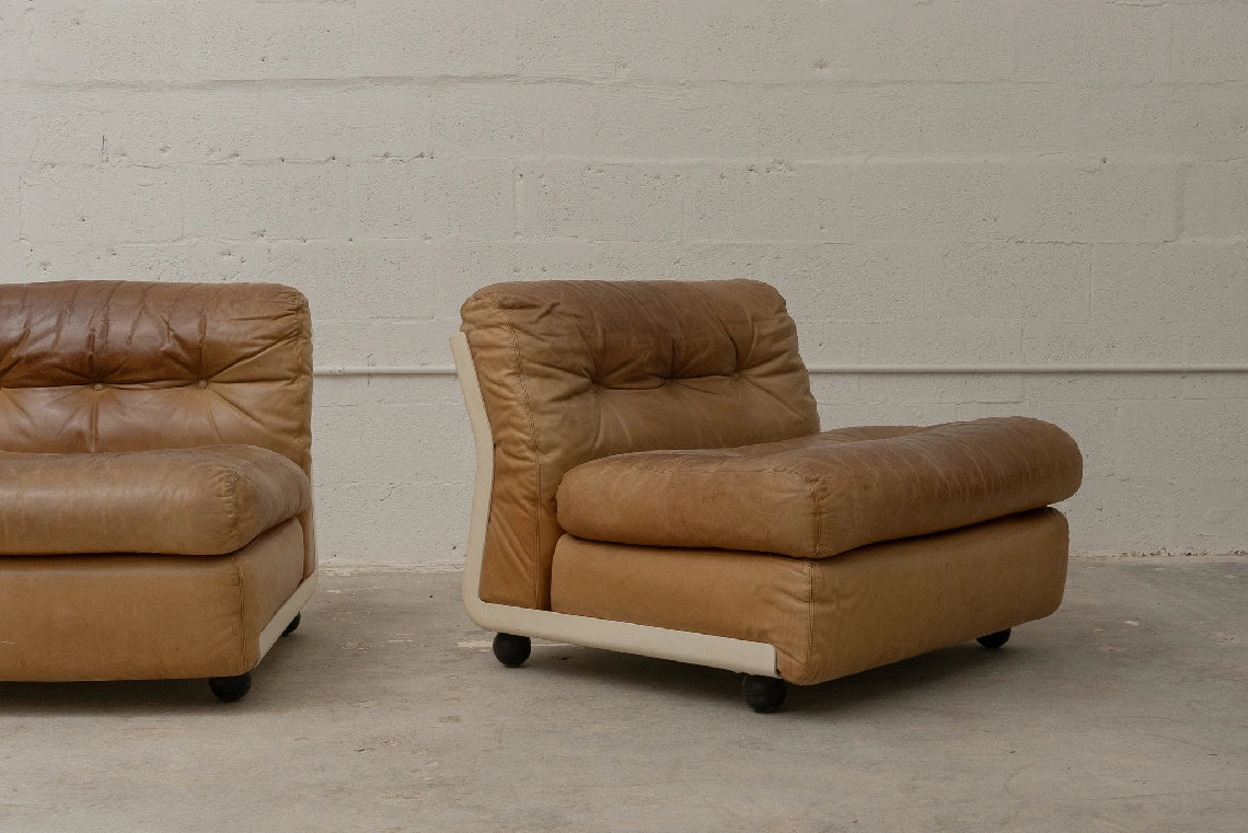 PAIR OF AMANTA LOUNGE CHAIRS