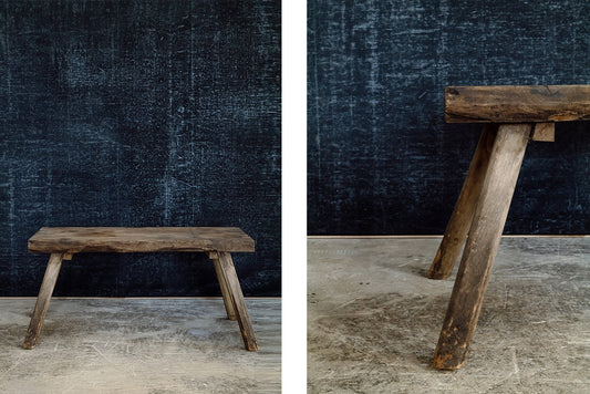 OAK PIG BENCH