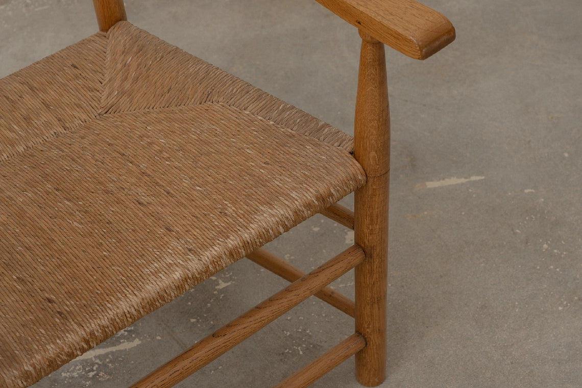 DESK CHAIR