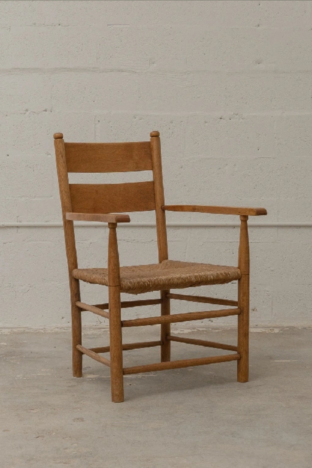 DESK CHAIR