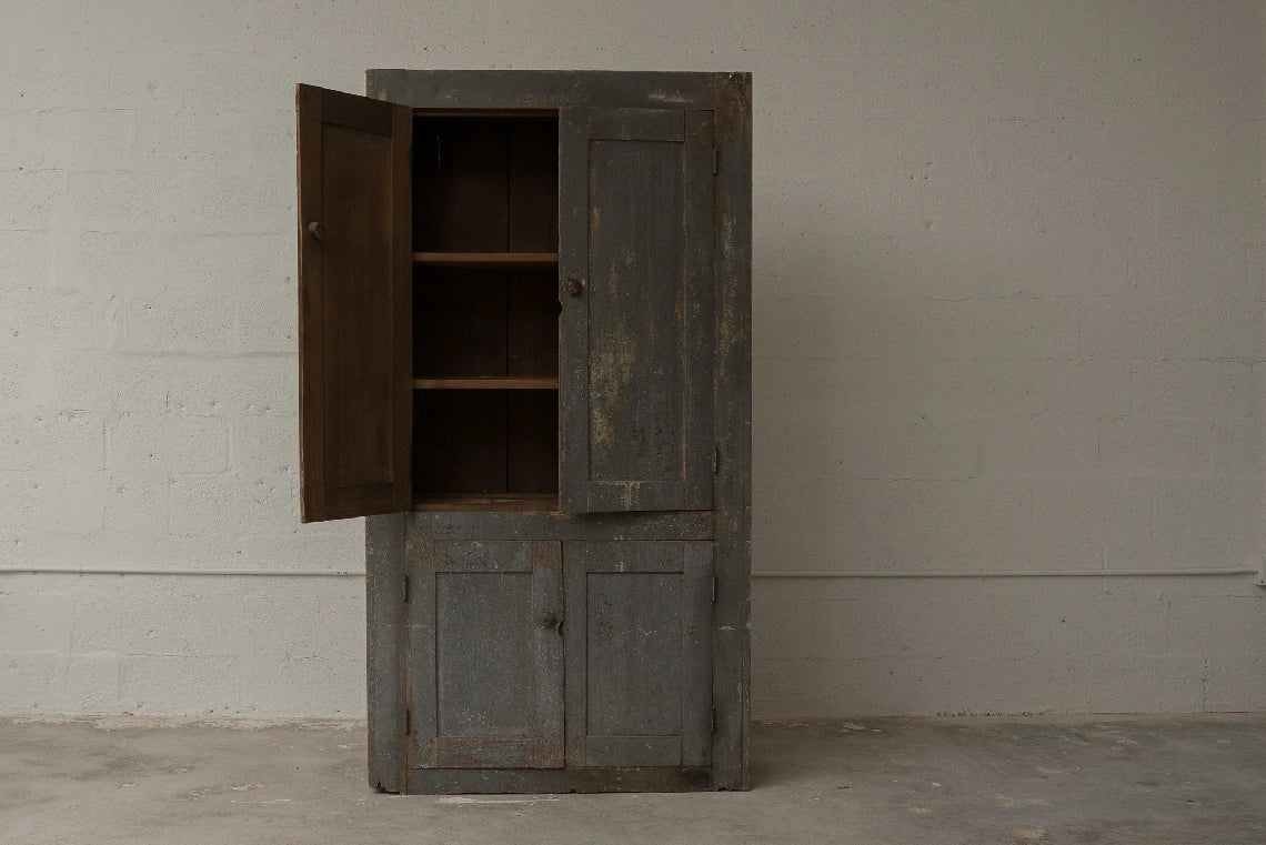 GRAY CABINET