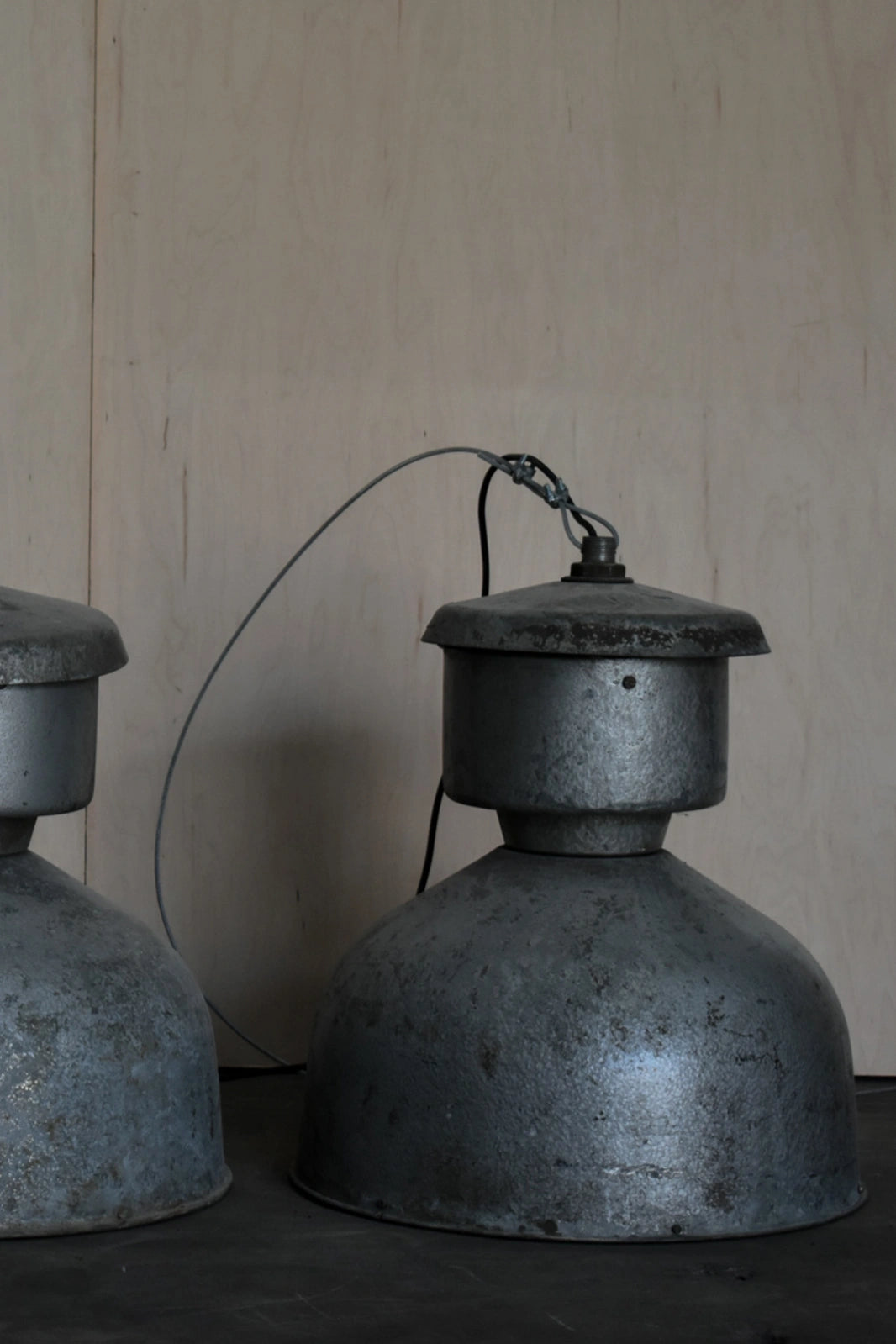 INDUSTRIAL LIGHTS