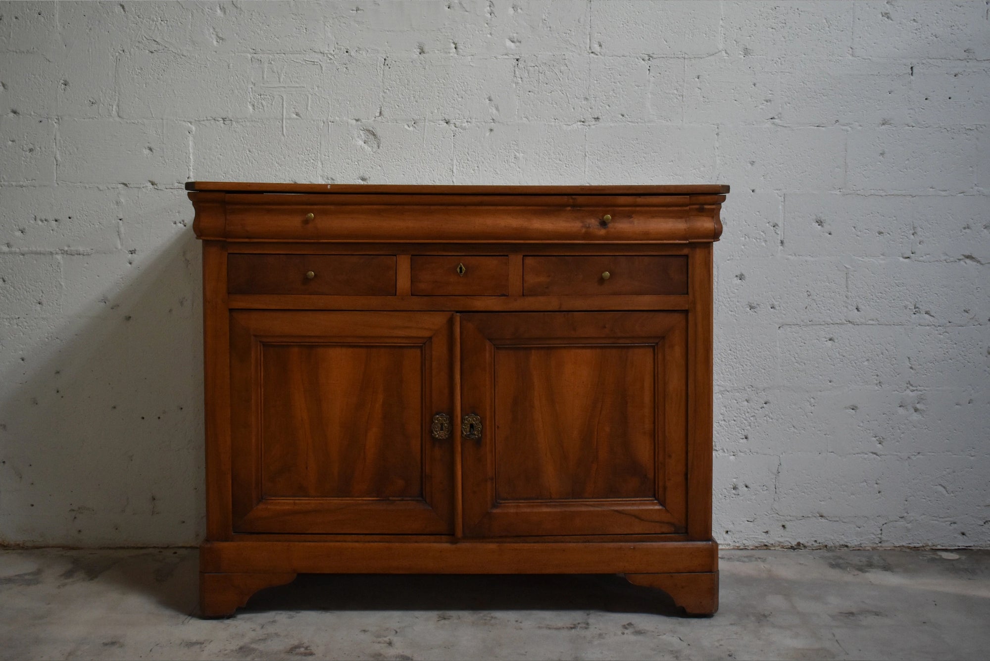 LOUIS PHILIPPE WALNUT BUFFET