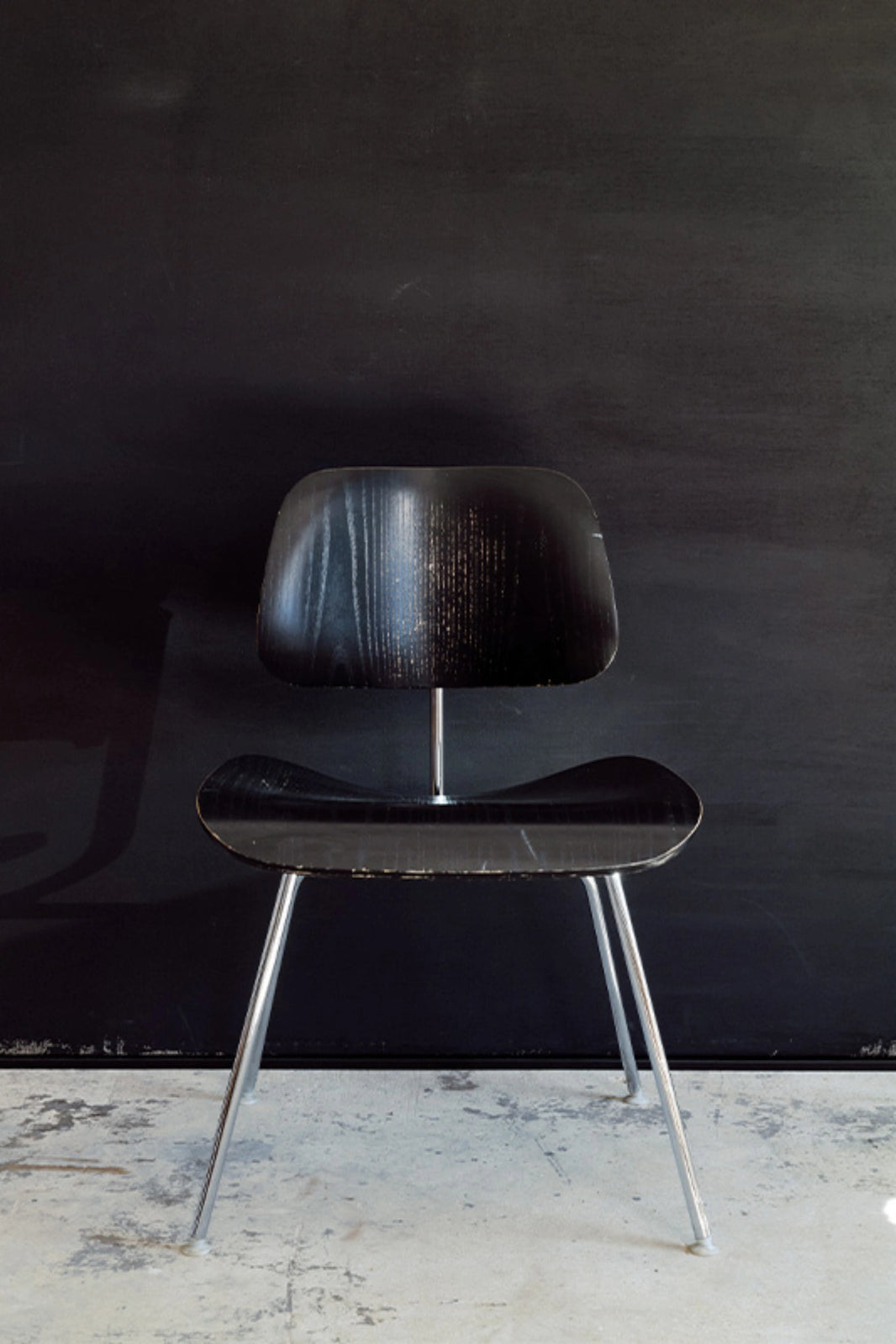 SET OF FOUR DCM EBONIZED CHAIRS