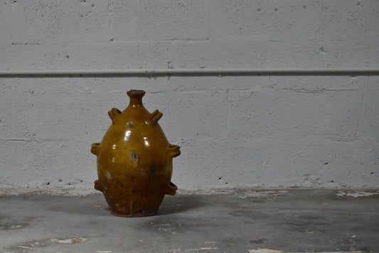 CONSCIENCE OLIVE OIL JUG