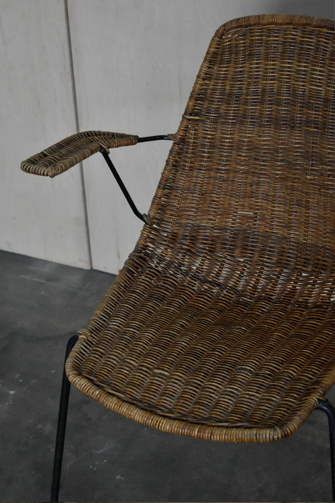 RATTAN BASKET CHAIR