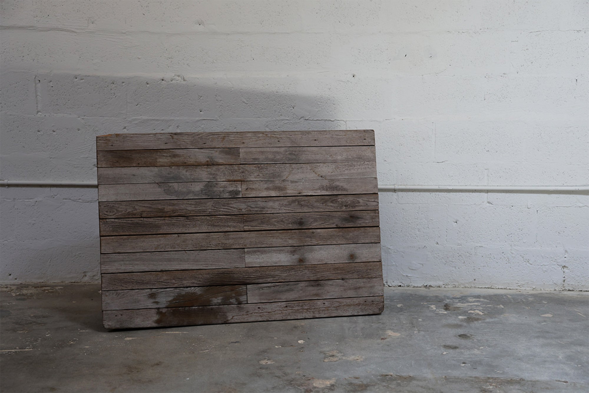 RECLAIMED PLATFORM