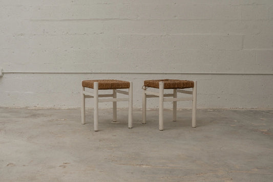 RUSHED STOOL PAINTED WHITE