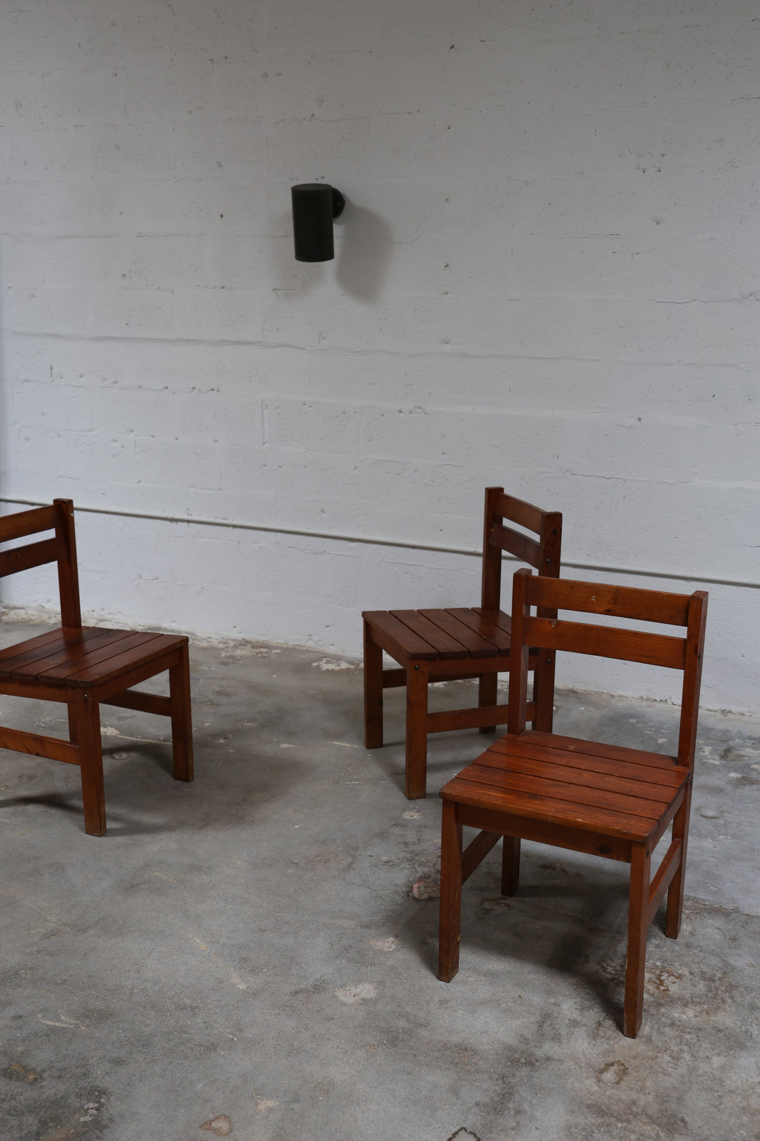 SET OF FOUR SLATTED DINING CHAIRS
