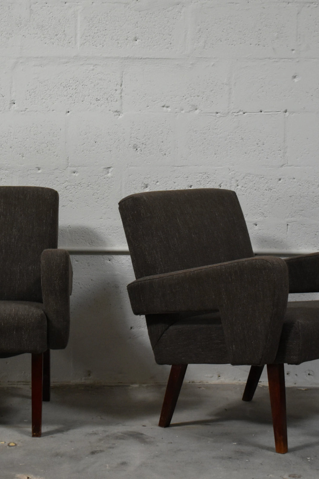 PAIR OF SQUARED ARMCHAIRS
