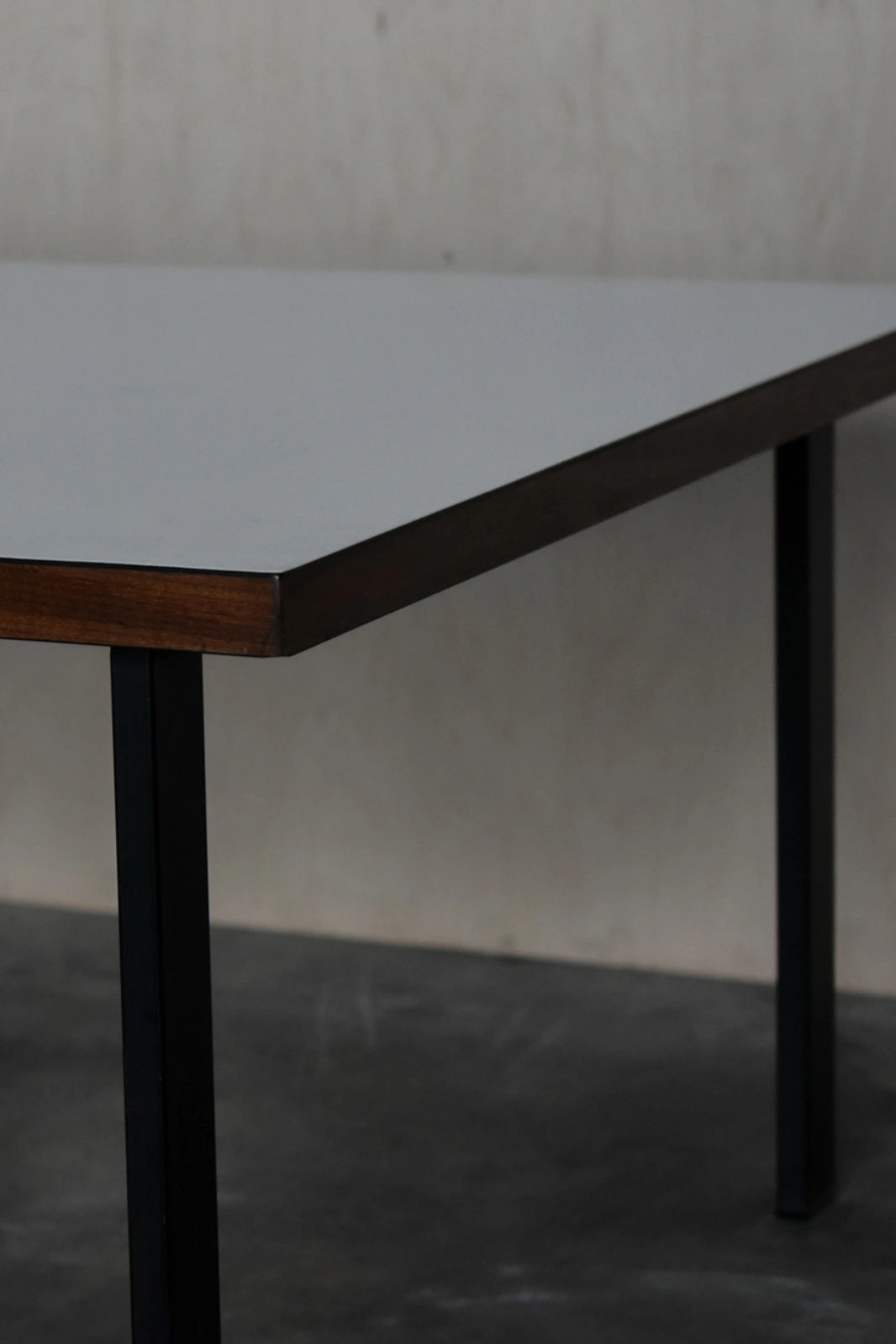 TABLE DE SALON