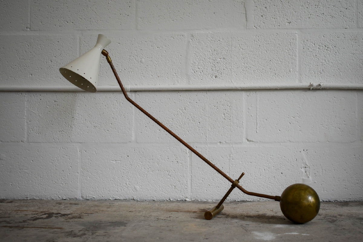 COUNTER WEIGHT BRASS TABLE LAMP