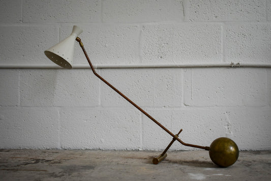 COUNTER WEIGHT BRASS TABLE LAMP