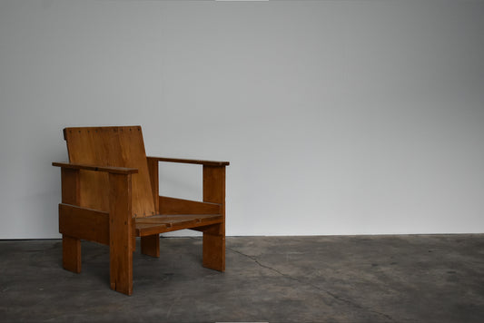 CRATE CHAIR
