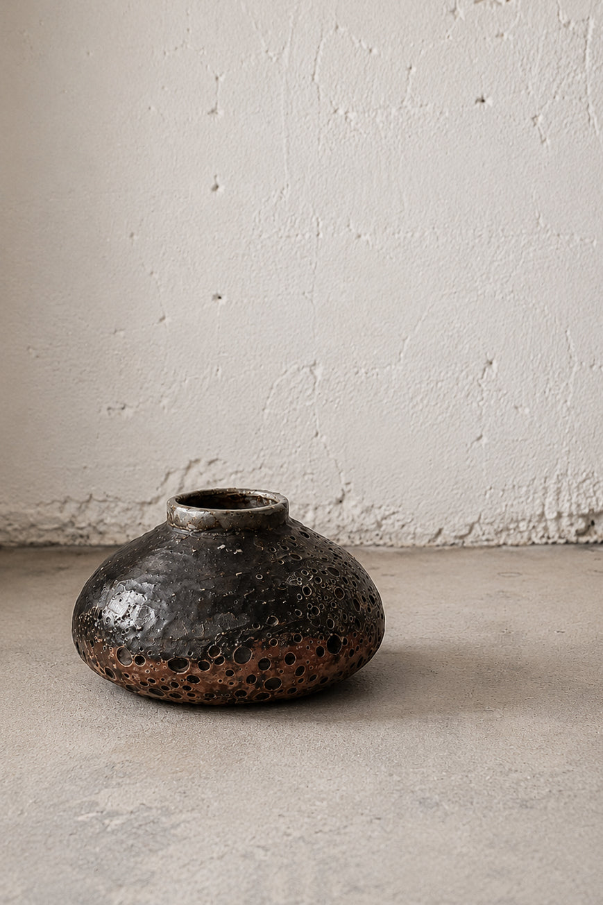 HAND-SPUN CERMAIC VESSEL