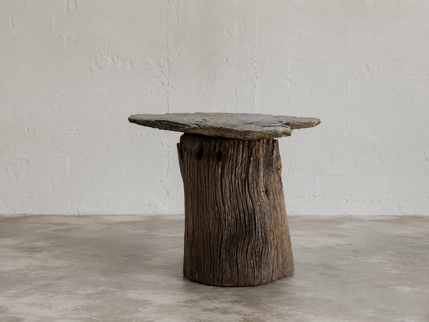 SLATE & ANCIENT TRUNK SIDETABLE