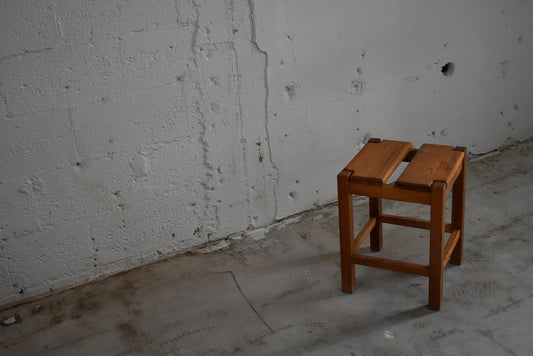 PINE STOOL