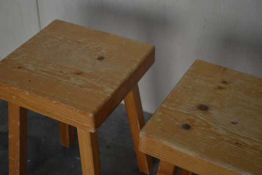 PINE 1800 STOOL